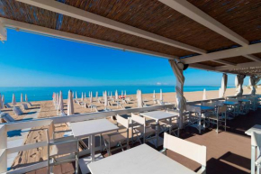 Hotel Club Ravezzo, Lido Marini